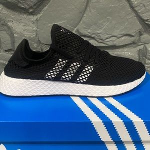 black adidas runners